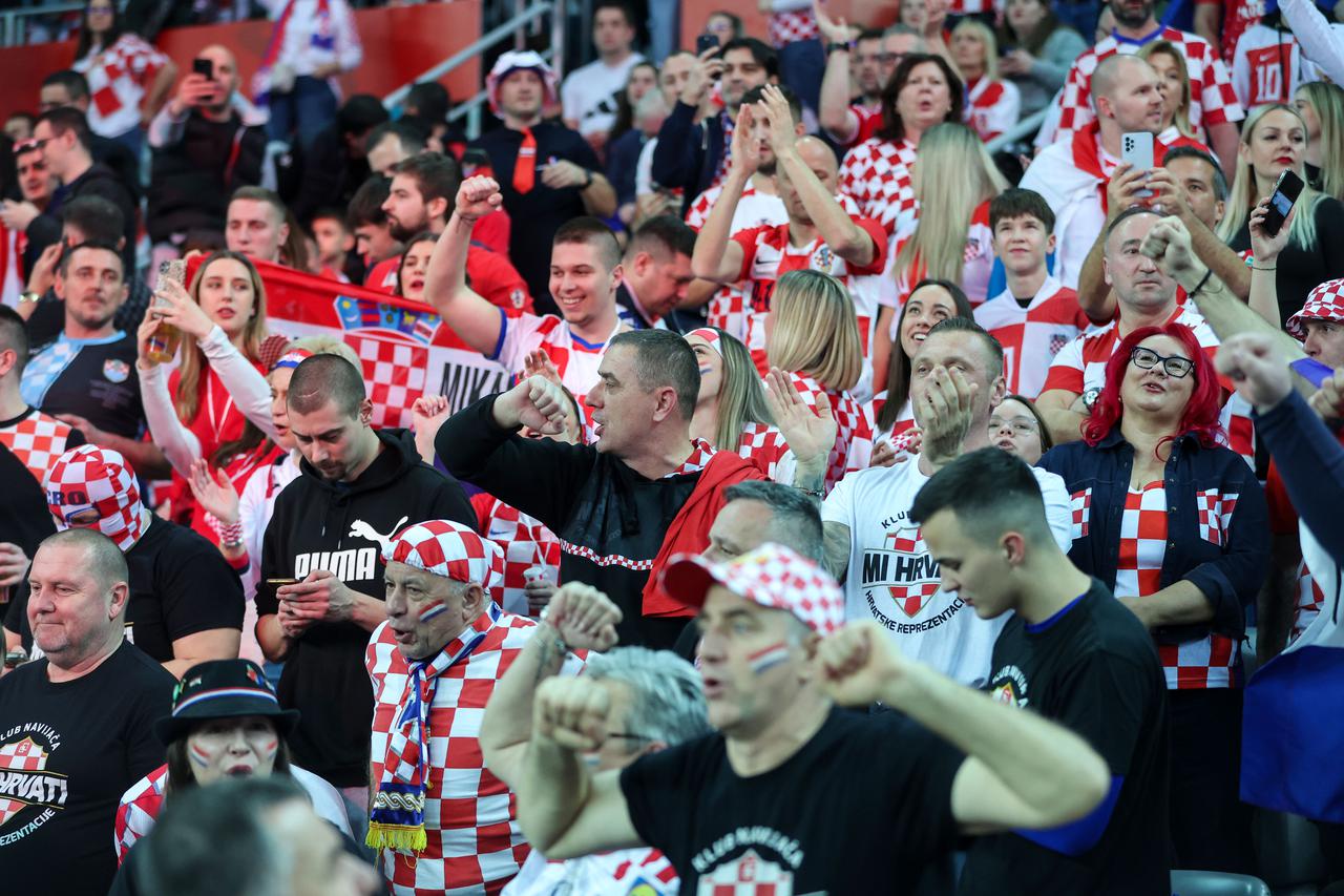 Zagreb: Navijači na susretu Francuske i Hrvatske na IHF Svjetskom rukometnom prvenstvu 2025.