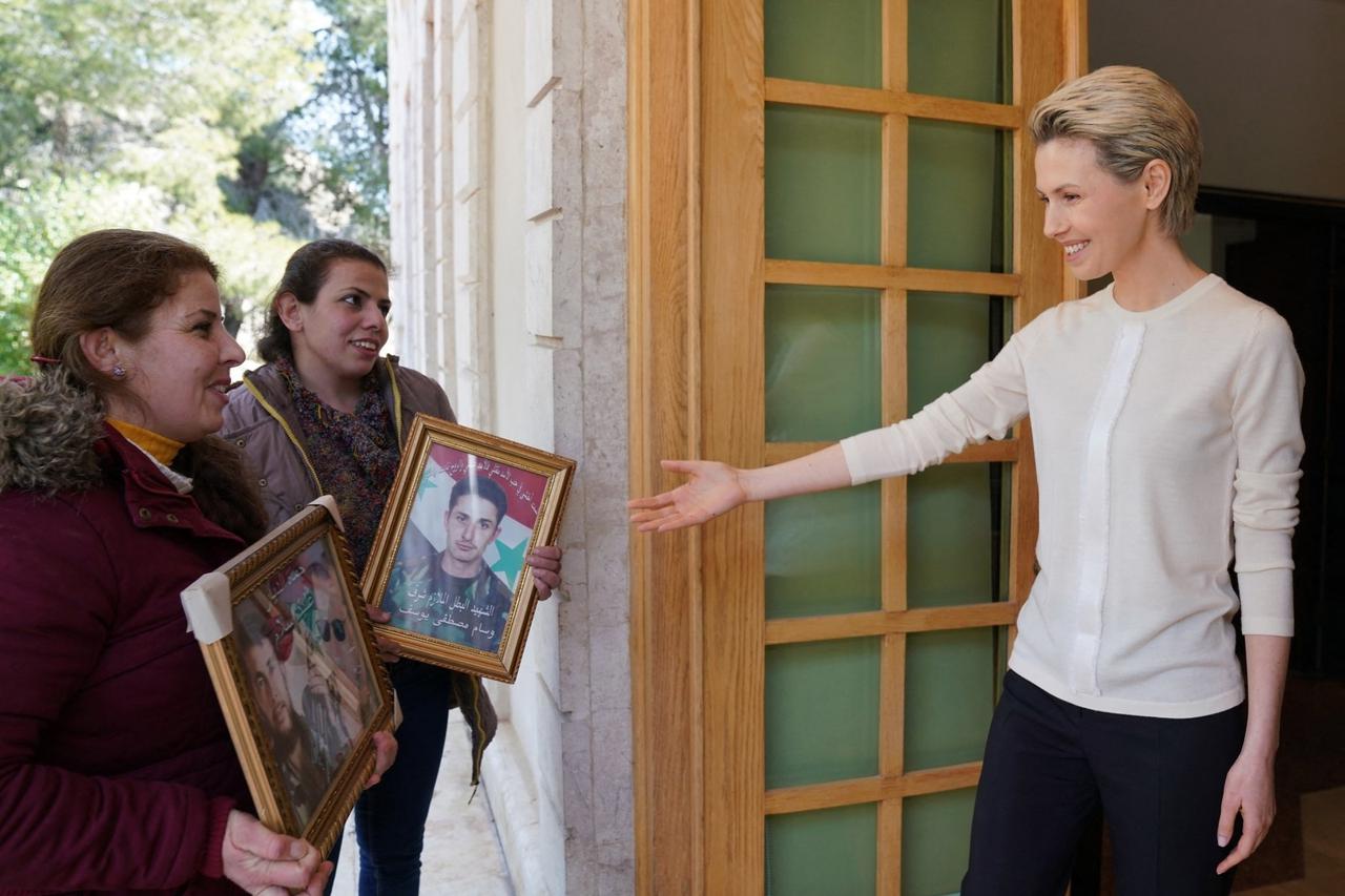 Recent Photos Of Asma Al Assad - Syria