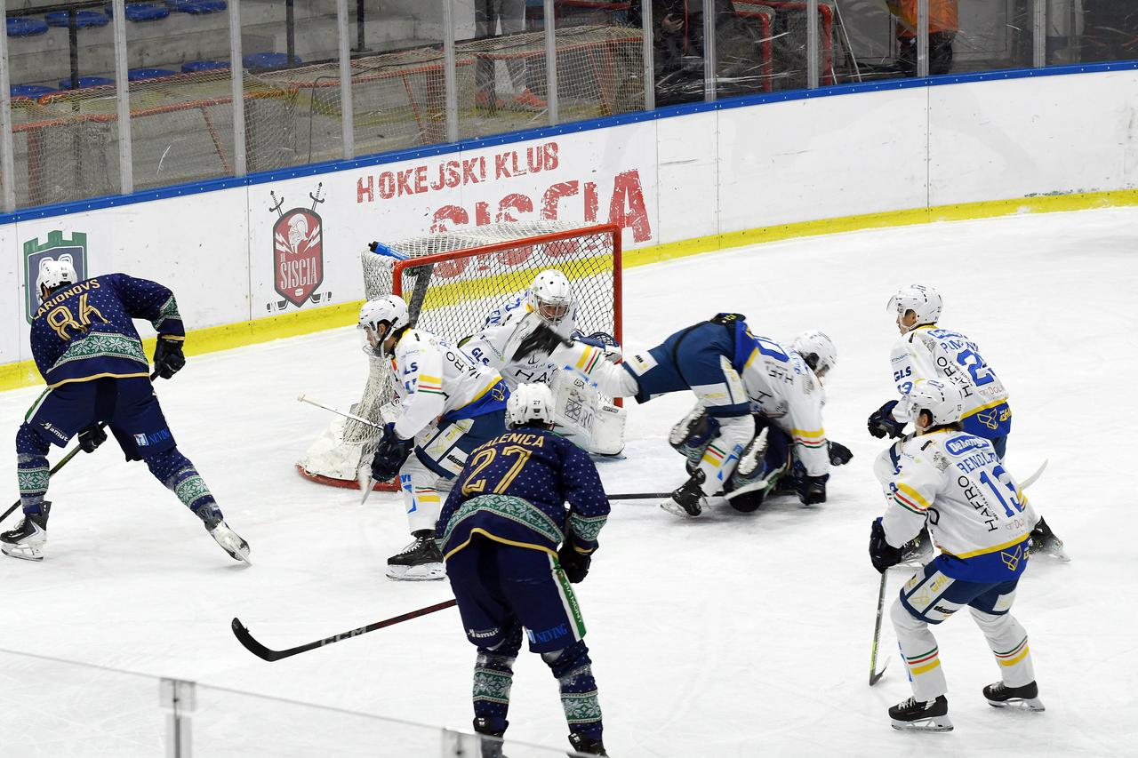 Sisak: Alpska hokejaška liga,KHL Sisak dočekao je Cortinu