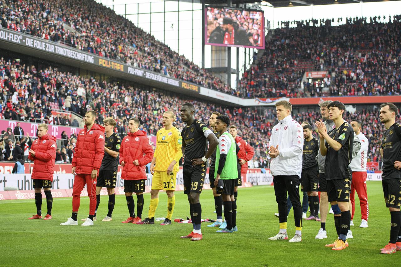 Soccer 1. Bundesliga/ FC Cologne - FSV FSV FSV Mainz 05 3:2.