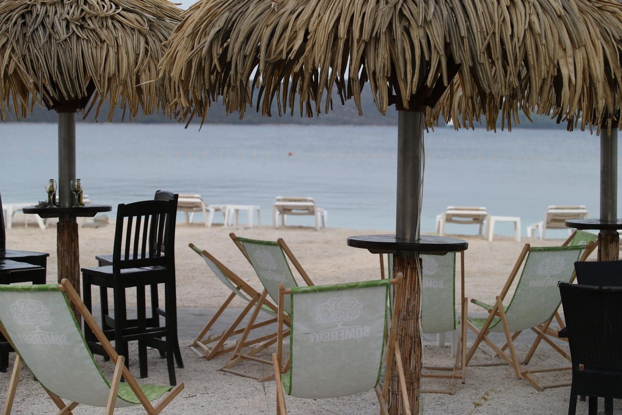 Plaža u Okrugu Gornjem prije samo nekoliko dana bila je puna turista