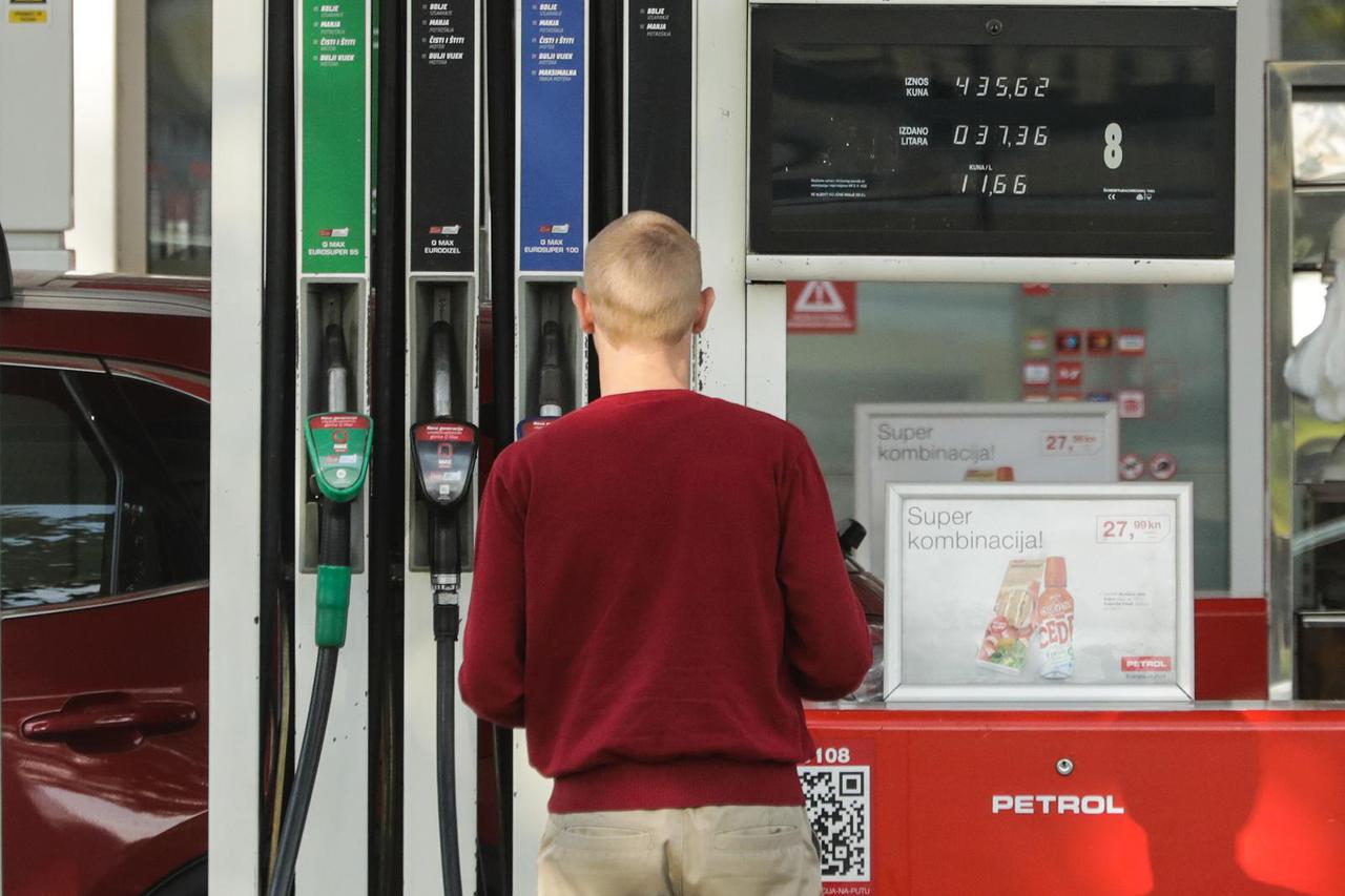 Cijene goriva znatno rastu, spremnik benzina skuplji za 13 kuna, dizel gotovo za 20
