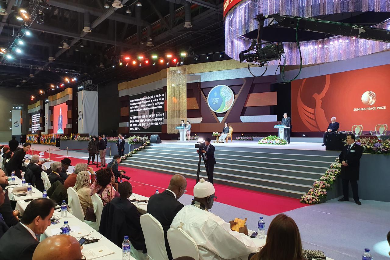 Svjetski mirovni samit