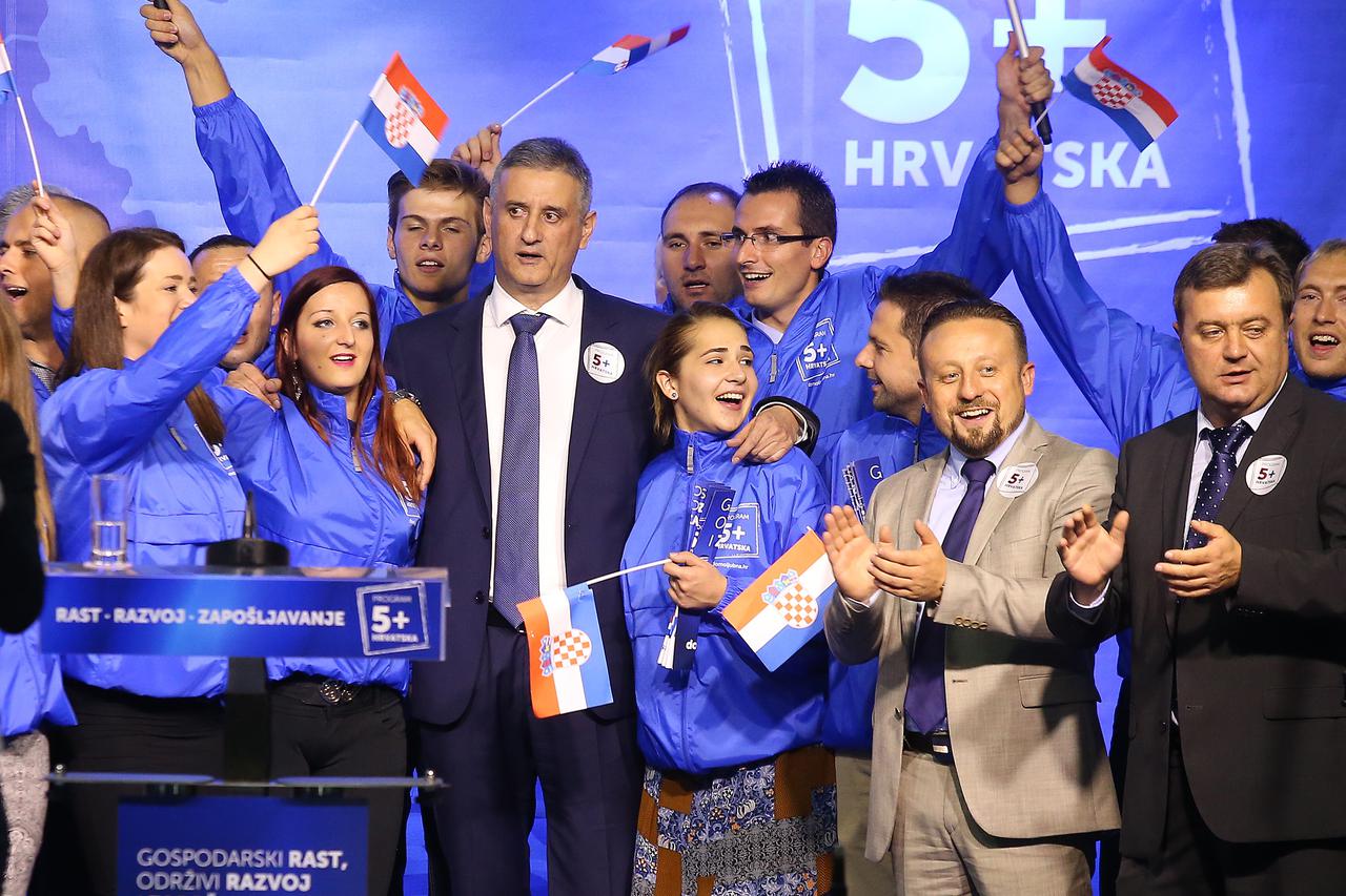 03.10.2015., Zagreb - U Sportskoj dvorani u Sesvetama odrzan programski skup HDZ-a i Domoljubne koalicije za II. izbornu jedinicu. Tomislav Karamarko.  Photo: Jurica Galoic/PIXSELL