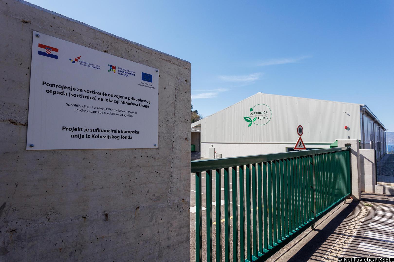 04.04.2023., Rijeka - Sortirnica odvojenog prikupljenog otpada Mihaceva Draga, koja je financirana novcem Eu Fondova a sada je predmet istrage. Photo: Nel Pavletic/PIXSELL