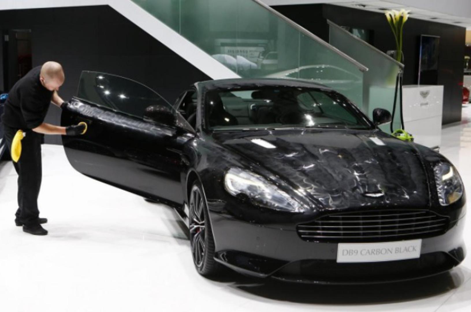 Aston Martin DB9 - 1.2 milijuna kuna