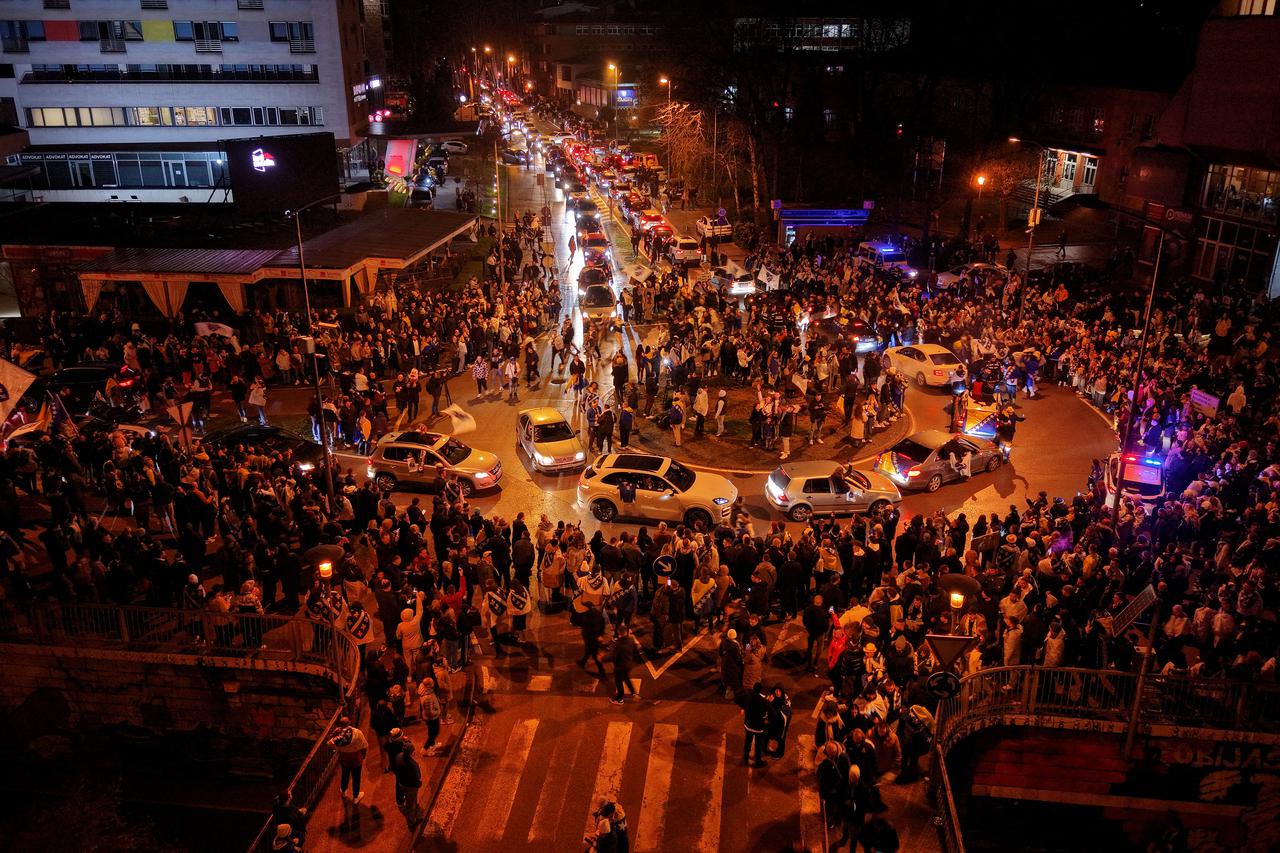 FIFA World Cup - UEFA Qualifiers - Finals - Bosnia and Herzegovina v Italy