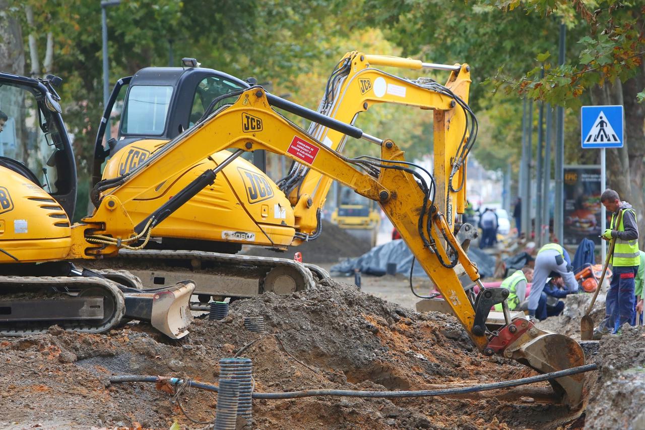 Karlovac: Radovi na rekonstrukciji Marmontove aleje