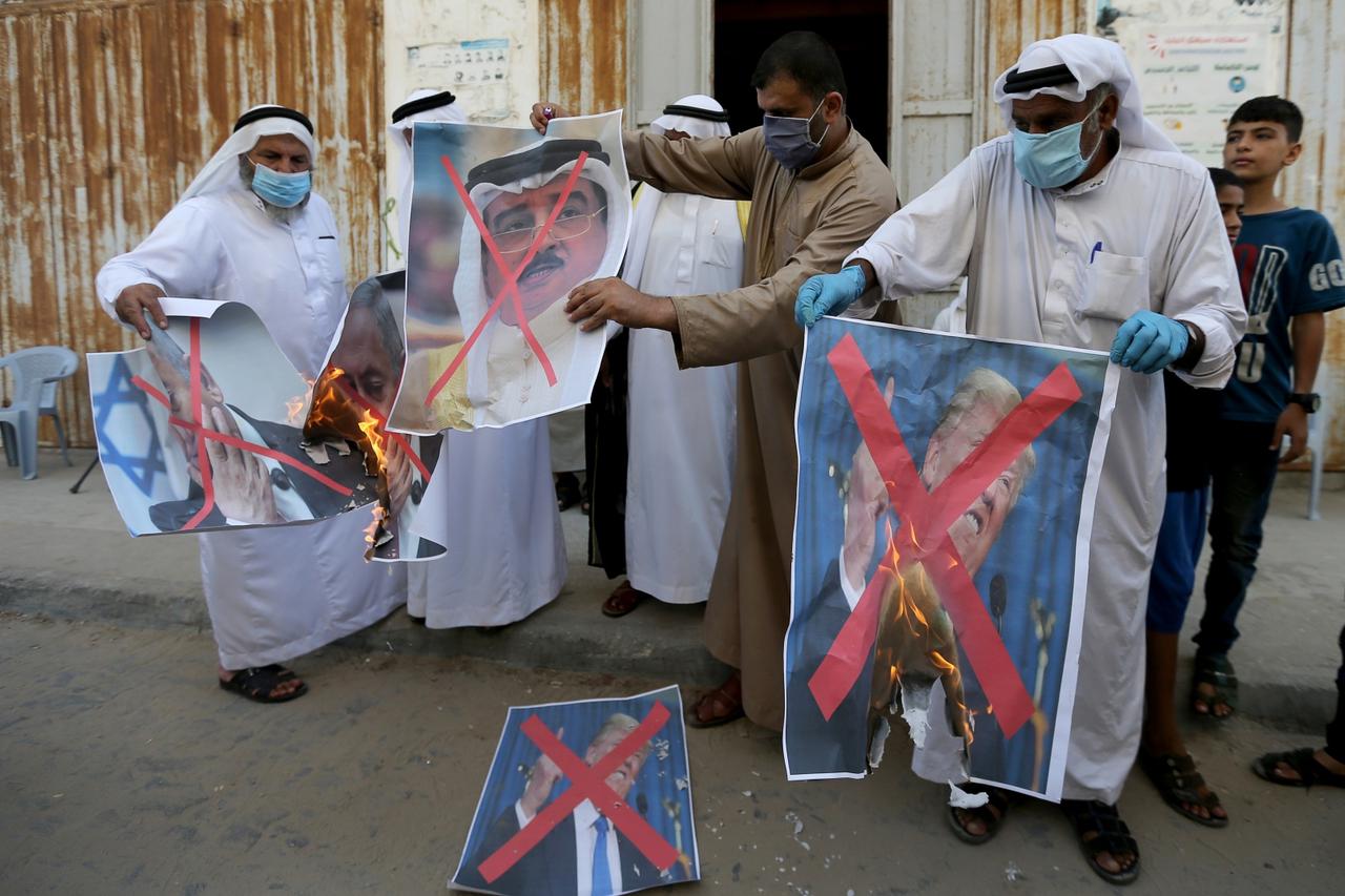 Palestinians protest against Bahrain’s move to normalise ties with Israel