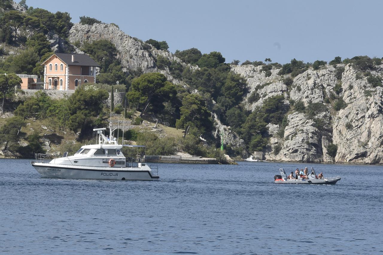 Šibenik: Pomorska policija kontrolira plovila u kanalu Sv. Ante