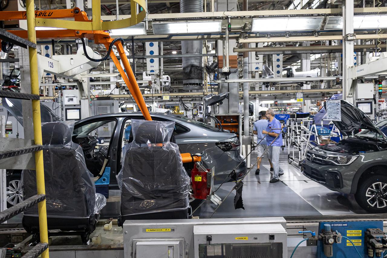 Volkswagen invests billions in Brazil