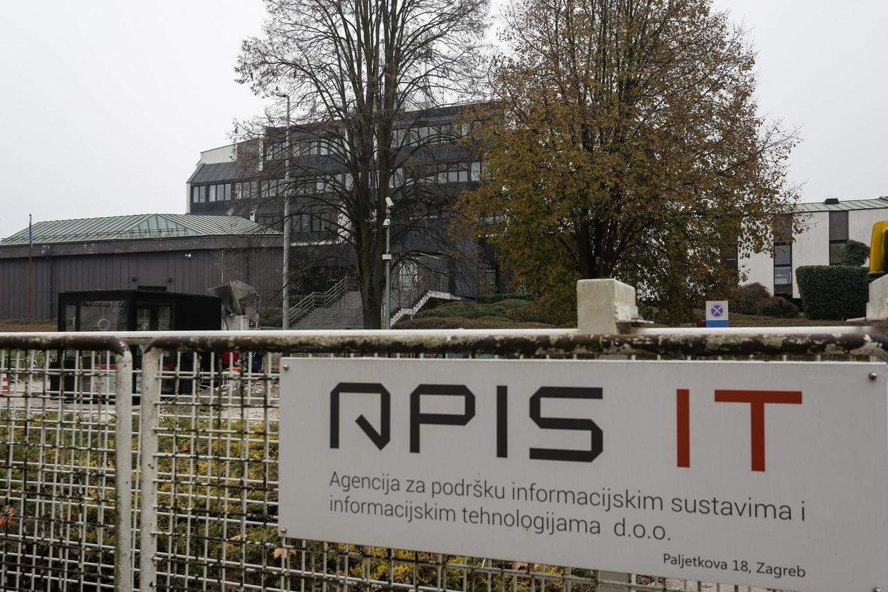 APIS