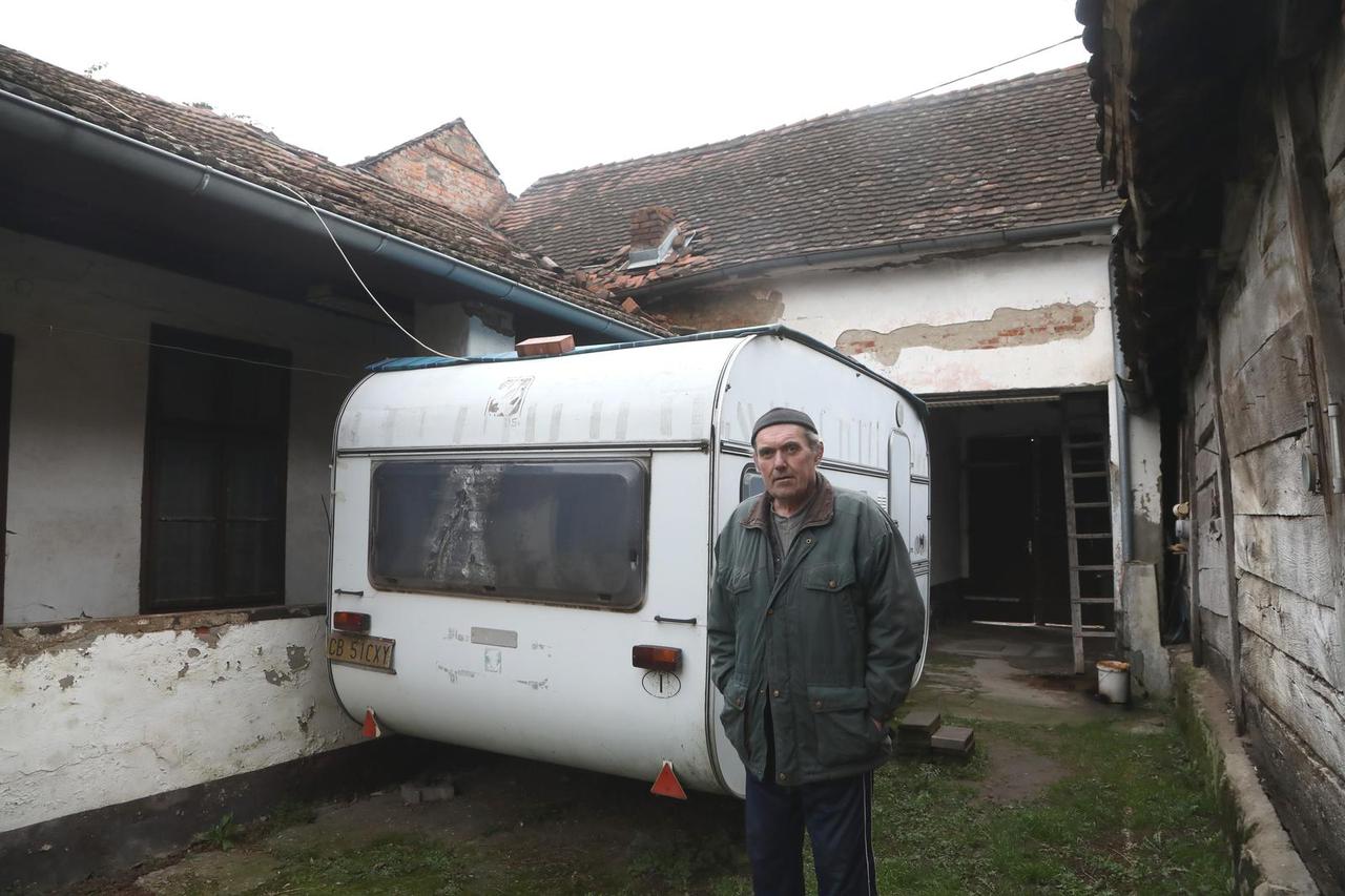 Glina: Vlado Manojlović nema pravo na obnovu kuće kao ni na zamjenski smještaj