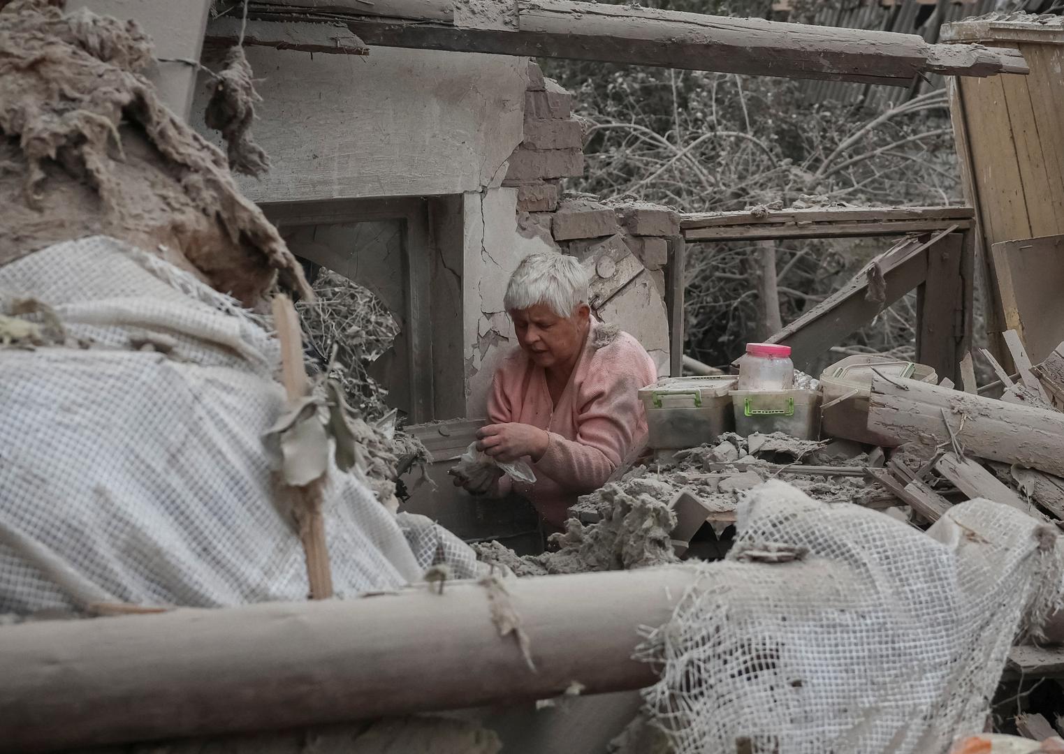 Kramatorsk se nalazi pod stalnim ruskim zračnim udarima, u kolovozu je jedna osoba poginula, a više od desetak ih je ozlijeđeno u napadu vođenim zračnim bombama na stambene zgrade u gradu.