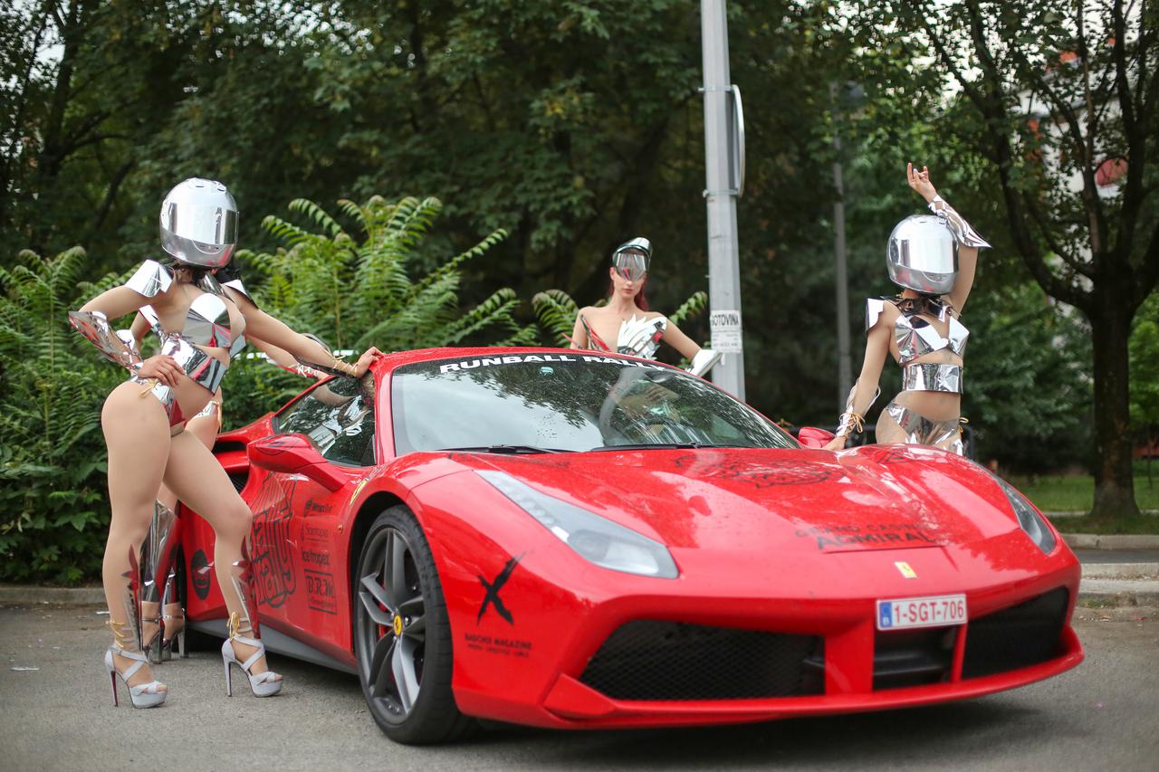 Zagreb: 40 sportskih automobila na Runball Rallyju ispred hotela Admiral