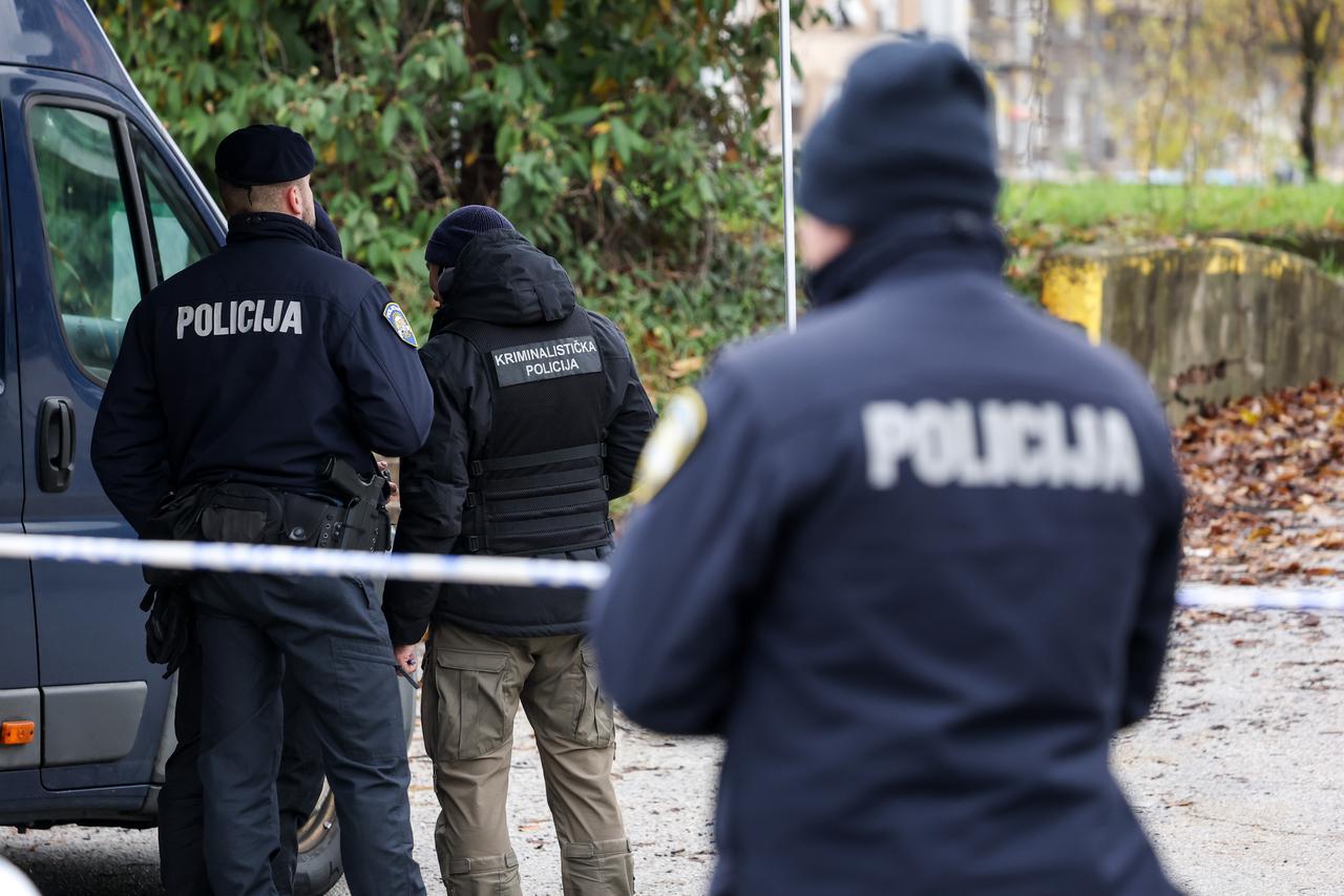 policija