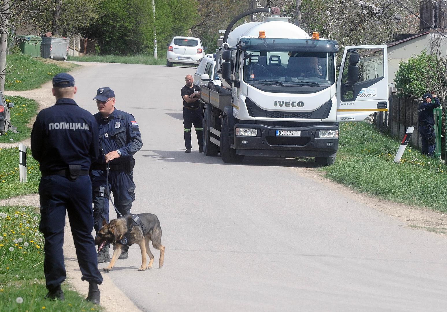 06, April, 2024, Bor - The search for the body of the murdered two-year-old Danka Ilic from Bor continues by checking several locations in the Bor area, and the police in the village of Zlot brought one of the suspects into the yard of the family of Dejan Dragijevic, one of the suspects for the murder of the child. Photo: M.M./ATAImages06, april, 2024, Bor - Potraga za telom ubijene dvogodisnje Danke Ilic iz Bora nastavlja se proverom vise lokacija u borskom kraju, a policija je u selu Zlot uvela jednog od osumnjicenih u dvoriste porodice Dejana Dragijevica, jednog od osumnjicenih za ubistvo deteta. Photo: M.M./ATAImages Photo: M.M./ATA images/PIXSELL