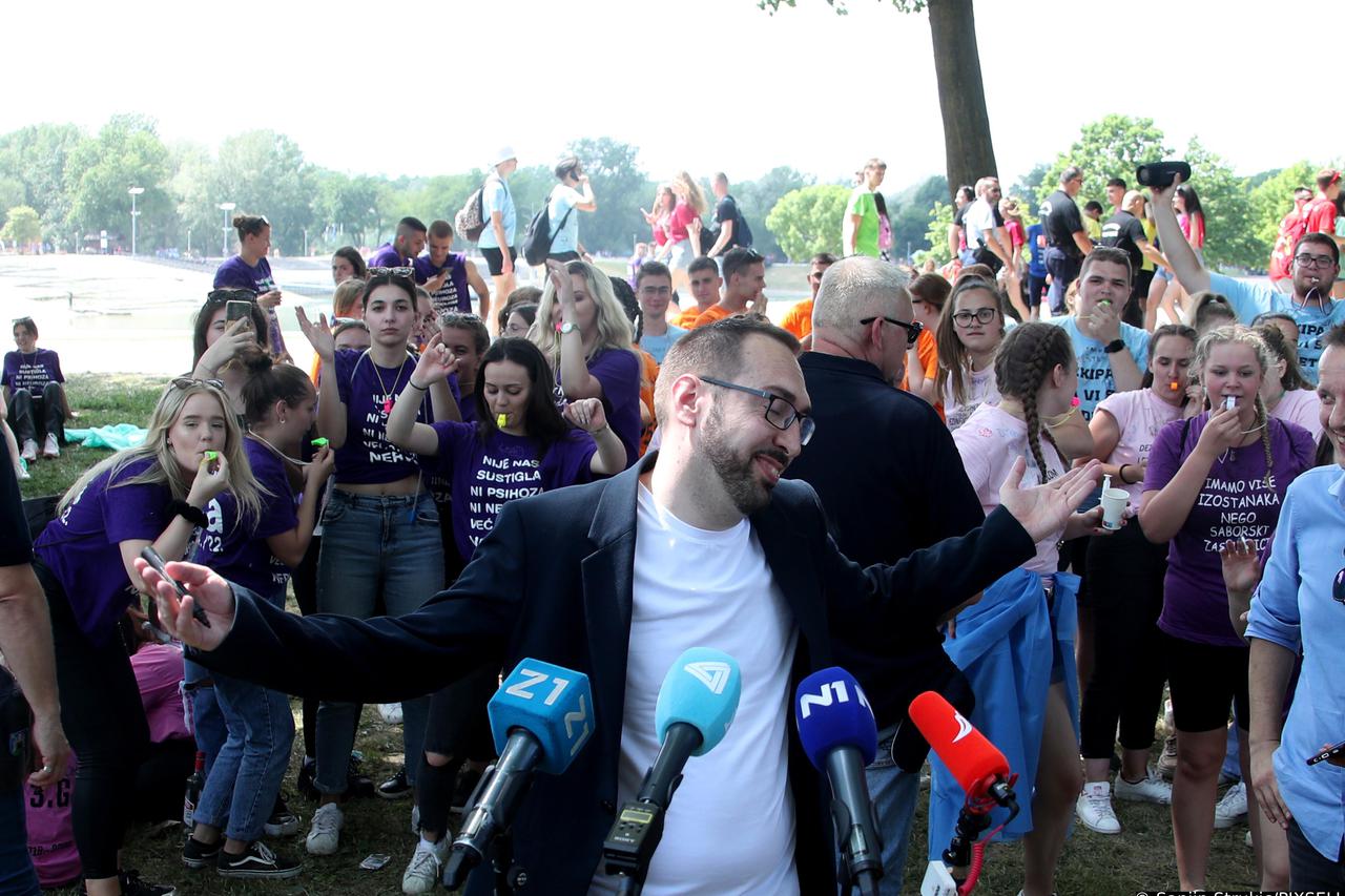 Zagreb: Tomislav Tomašević posjetio maturante na Bundeku