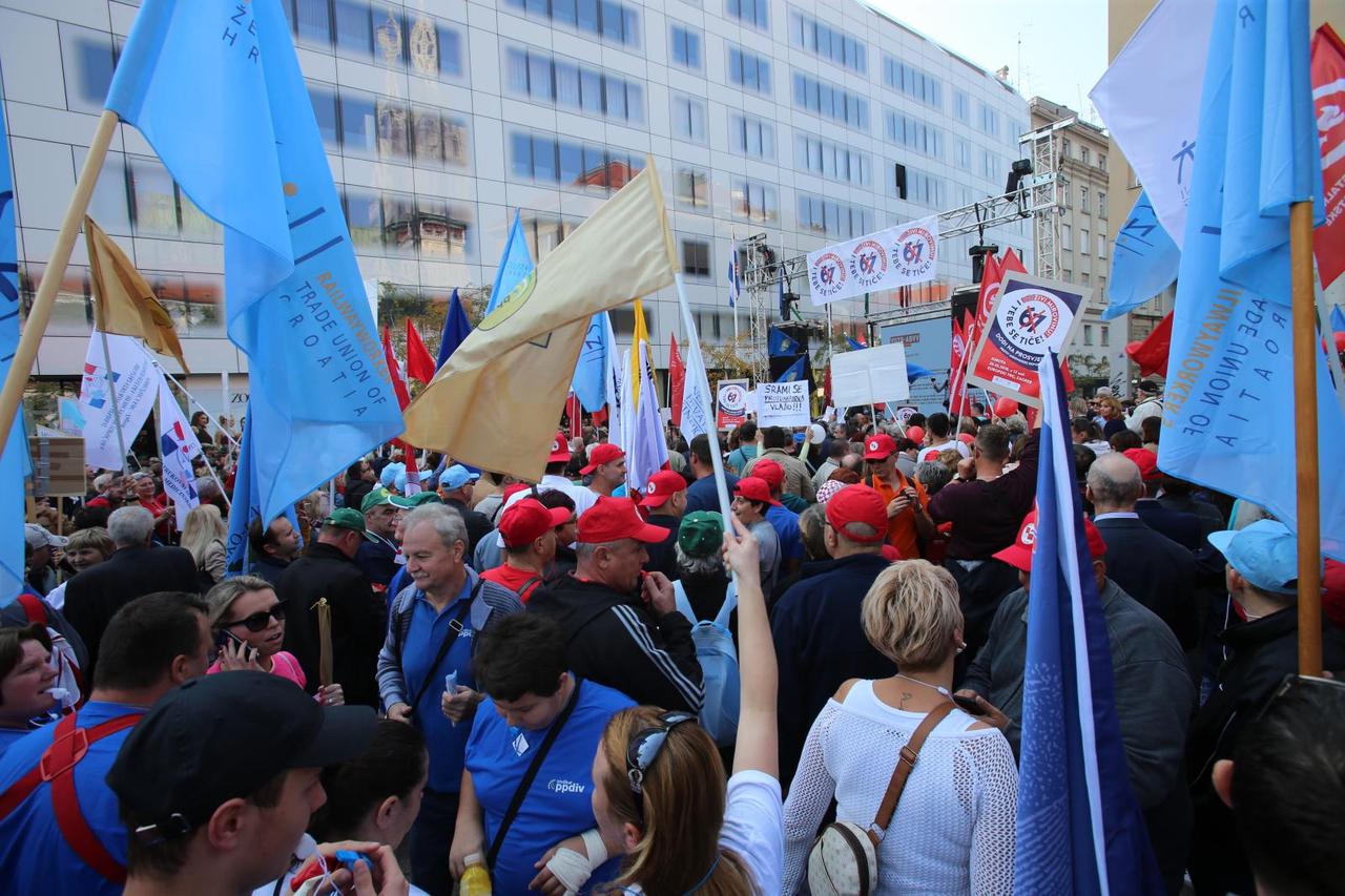 Prosvjed protiv mirovinske reforme koju je predložila Vlada