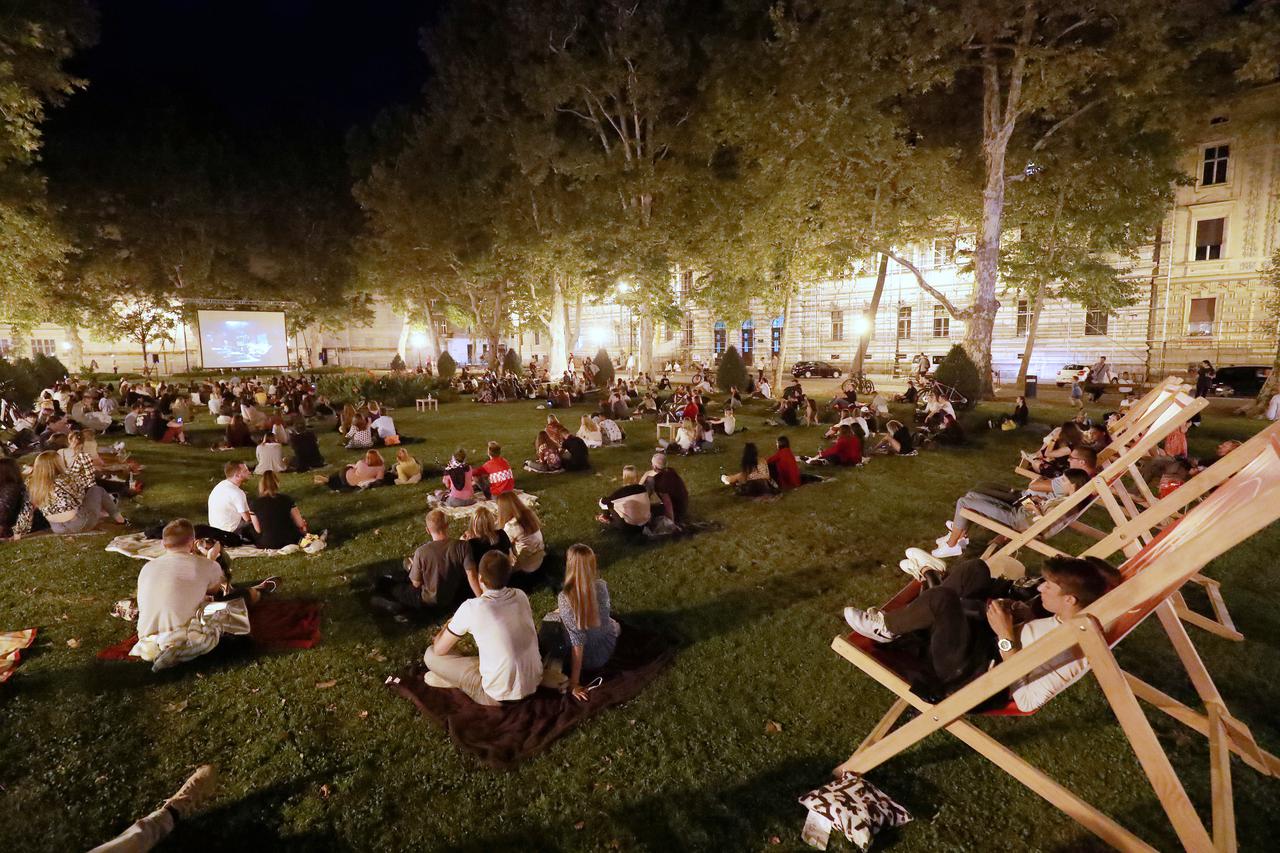 Zagreb: Projekcijom filma Joker na Zrinjevcu obilježen je početak Food Film festivala