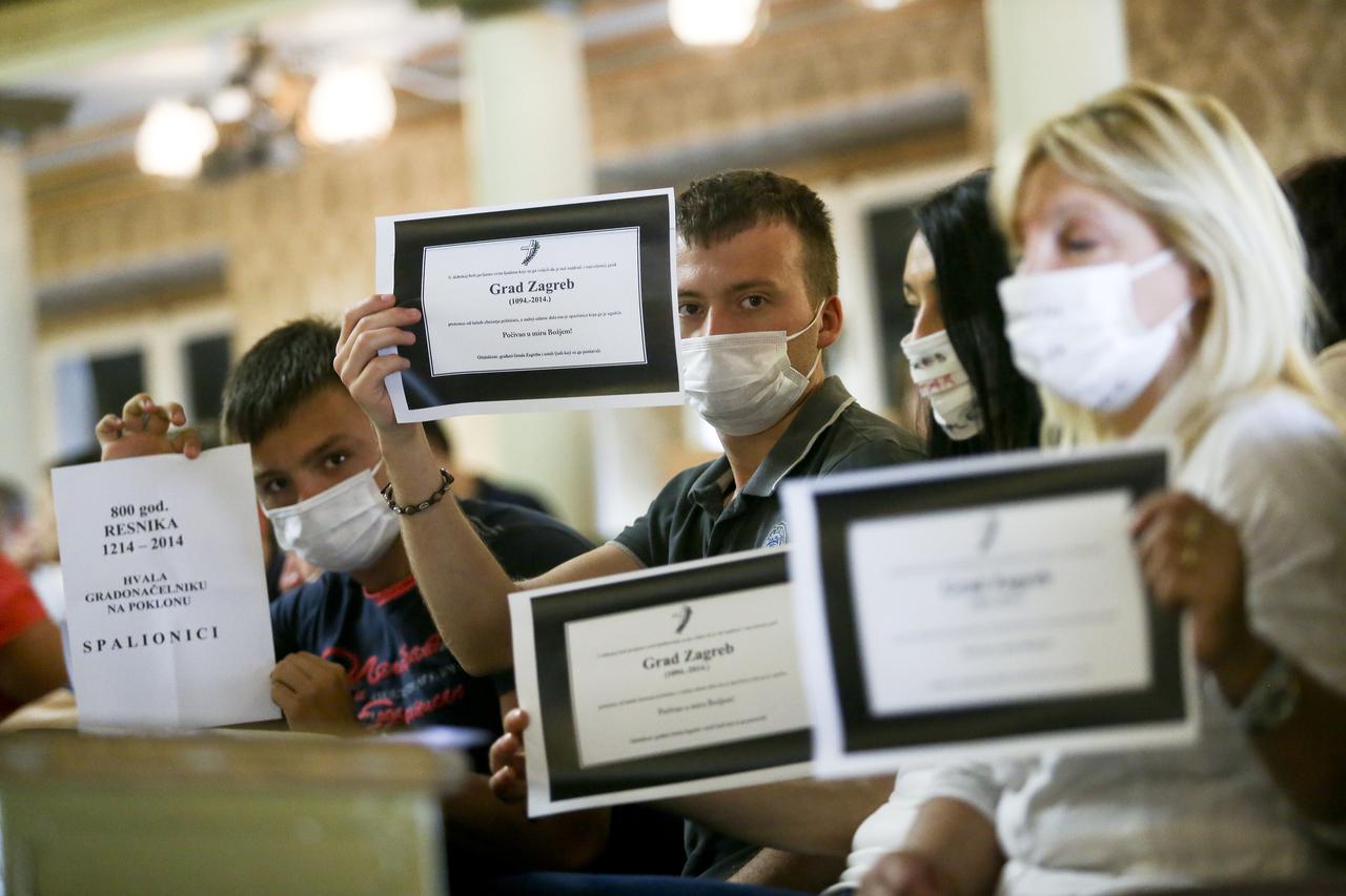 14.07.2014., Zagreb - U staroj gradskoj vijecnici odrzano je javno predstavljanje Plana gospodarenja otpadom do 2015. Photo: Slavko Midzor/PIXSELL