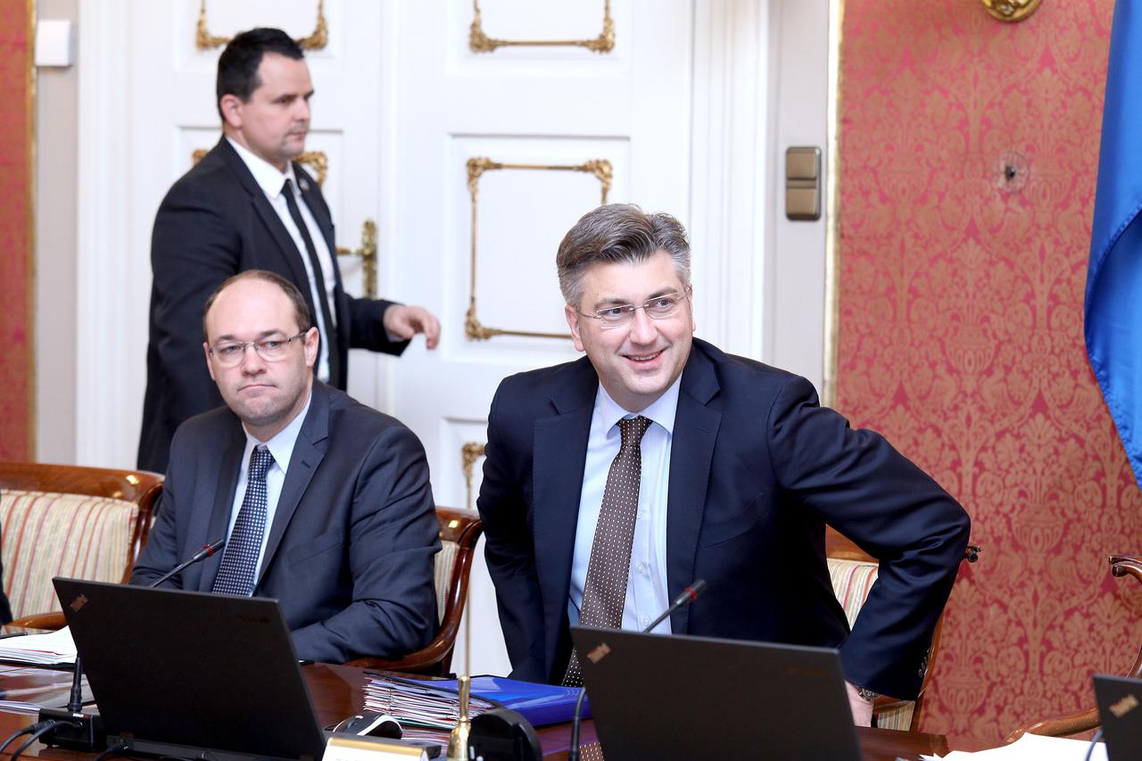 19.01.2017., Zagreb - Vlada RH je na svojoj 17. sjednici, uz ostalo, raspravljala o zakonu o koncesijama. Davor Ivo Stier, Andrej Plenkovic. Photo: Patrik Macek/PIXSELL