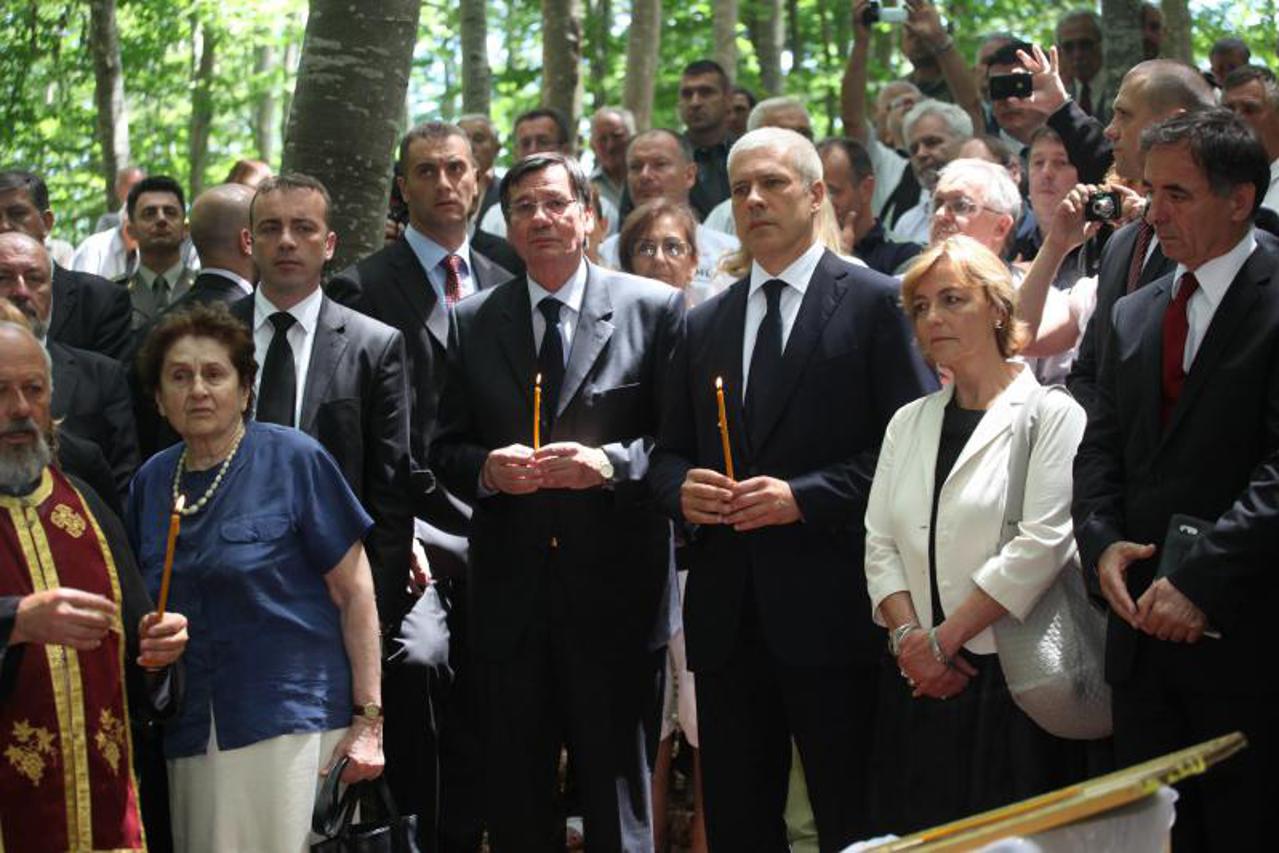 Tadić u Jadovnu (1)