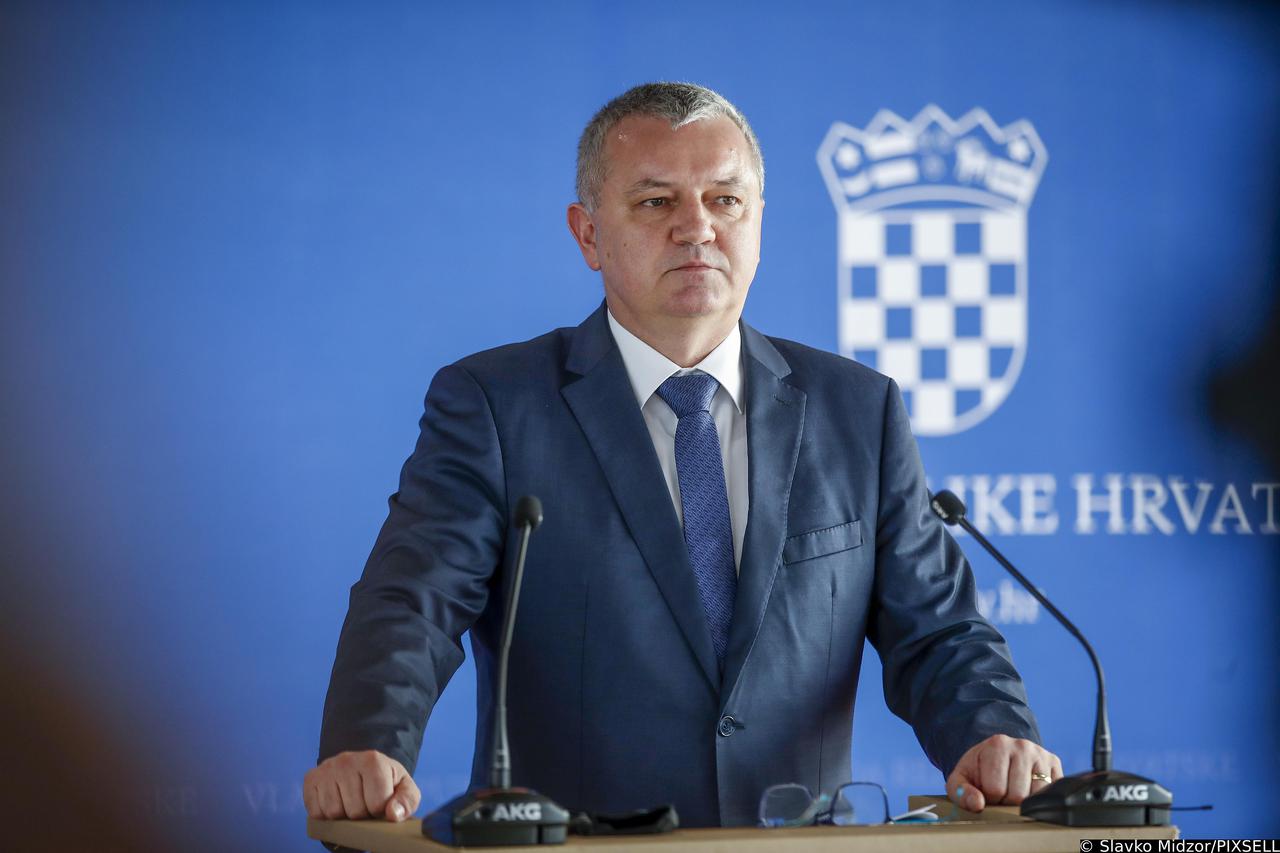 Zagreb: Darko Horvat, nakon sjednice Vlade, obratio se medijima