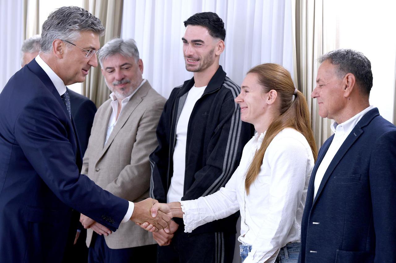 Zagreb: Plenković primio Saru Kolak i Marina Bloudeka
