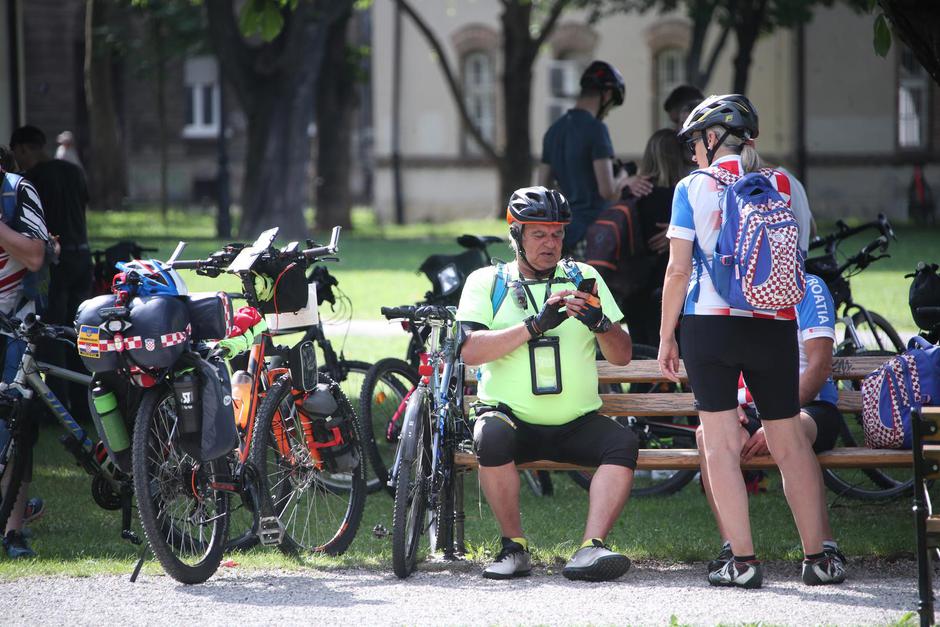 Zagreb: Pripreme uoči starta jubilarne 40. Večernjakove biciklijade