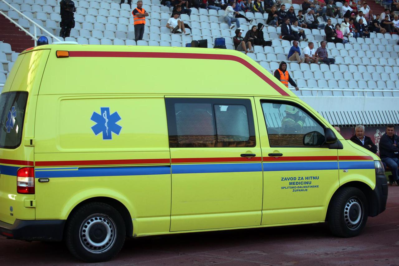 Split: Teška ozlijeda vatrogasca na utakmici Hajduka i Dinama - izgubio dio prsta
