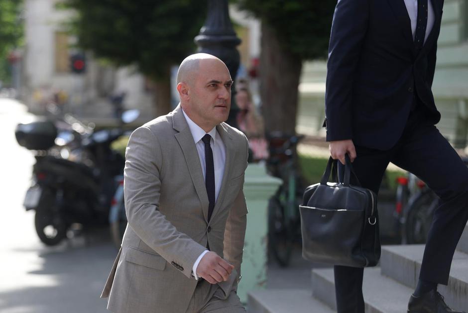 Osijek: Josip Dabro dolazi na suđenje