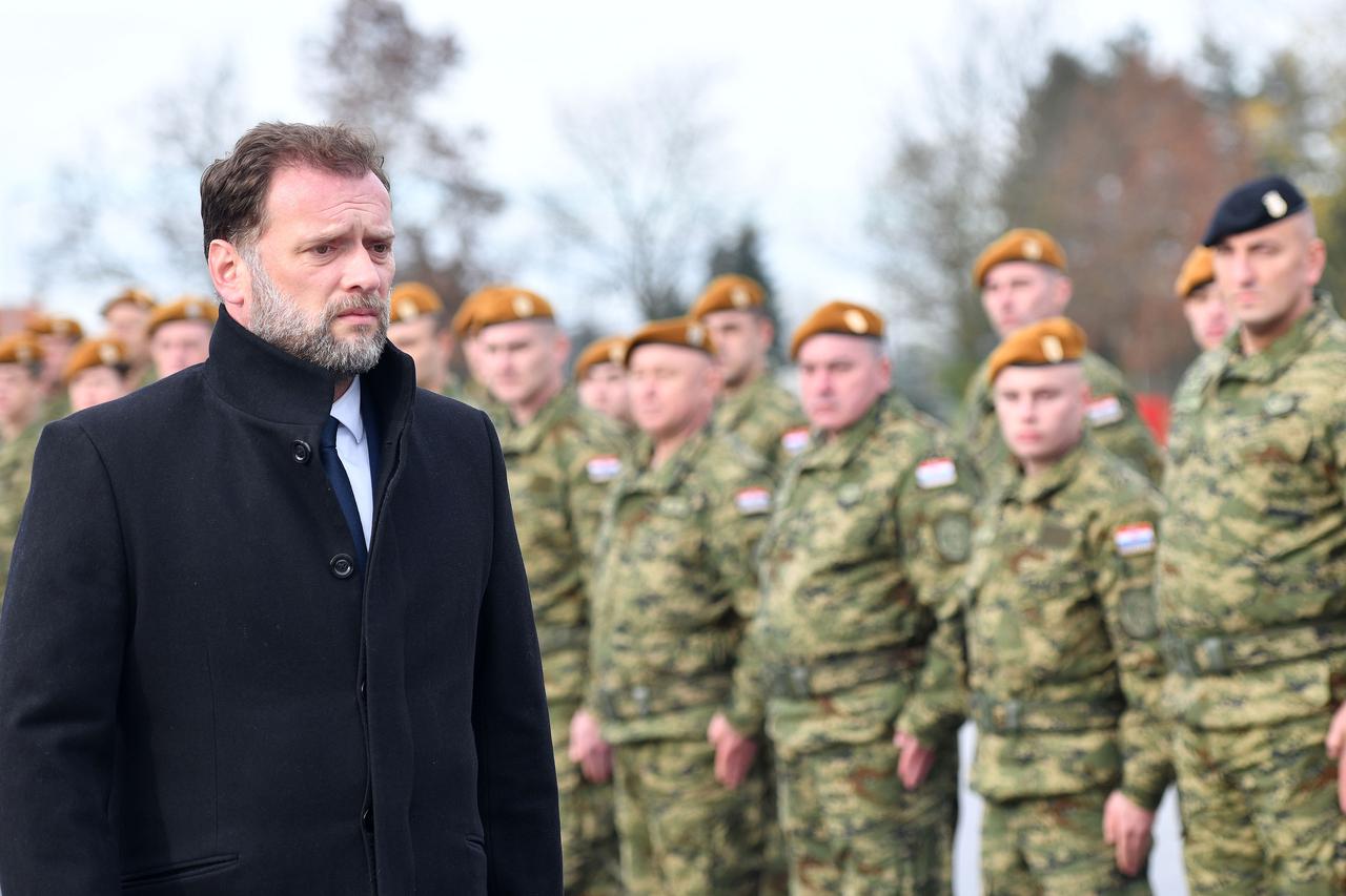 Varaždin: Ministar Banožić na ispraćaju 38. hrvatskog kontingenta u NATO operaciju u Republiku Kosovo