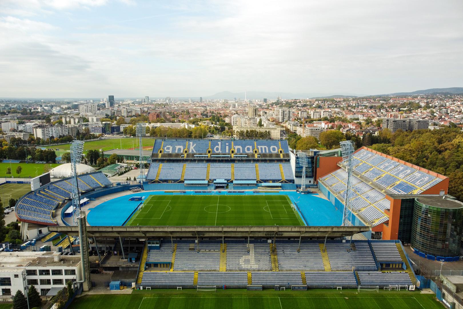 Osim nogometnih, maksimirski je stadion više puta bio i epicentar vrhunskih, glazbenih događanja, ugostivši neke od najvećih svjetskih i domaćih glazbenih zvijezda. Na impresivnom je popisu David Bowie, koji je 1990. godine koncertom na maksimirskom stadionu oduševio publiku.