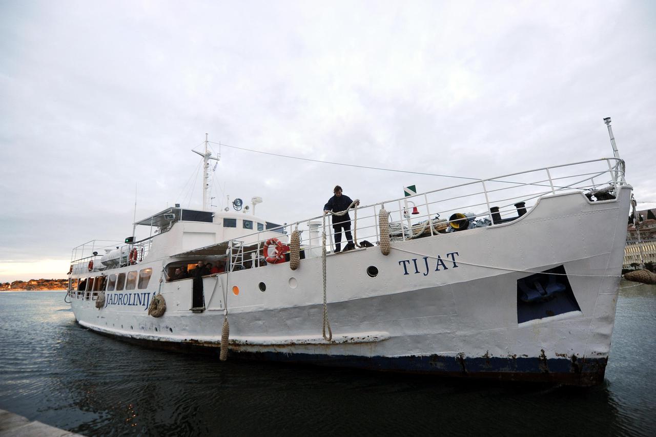 Tijat