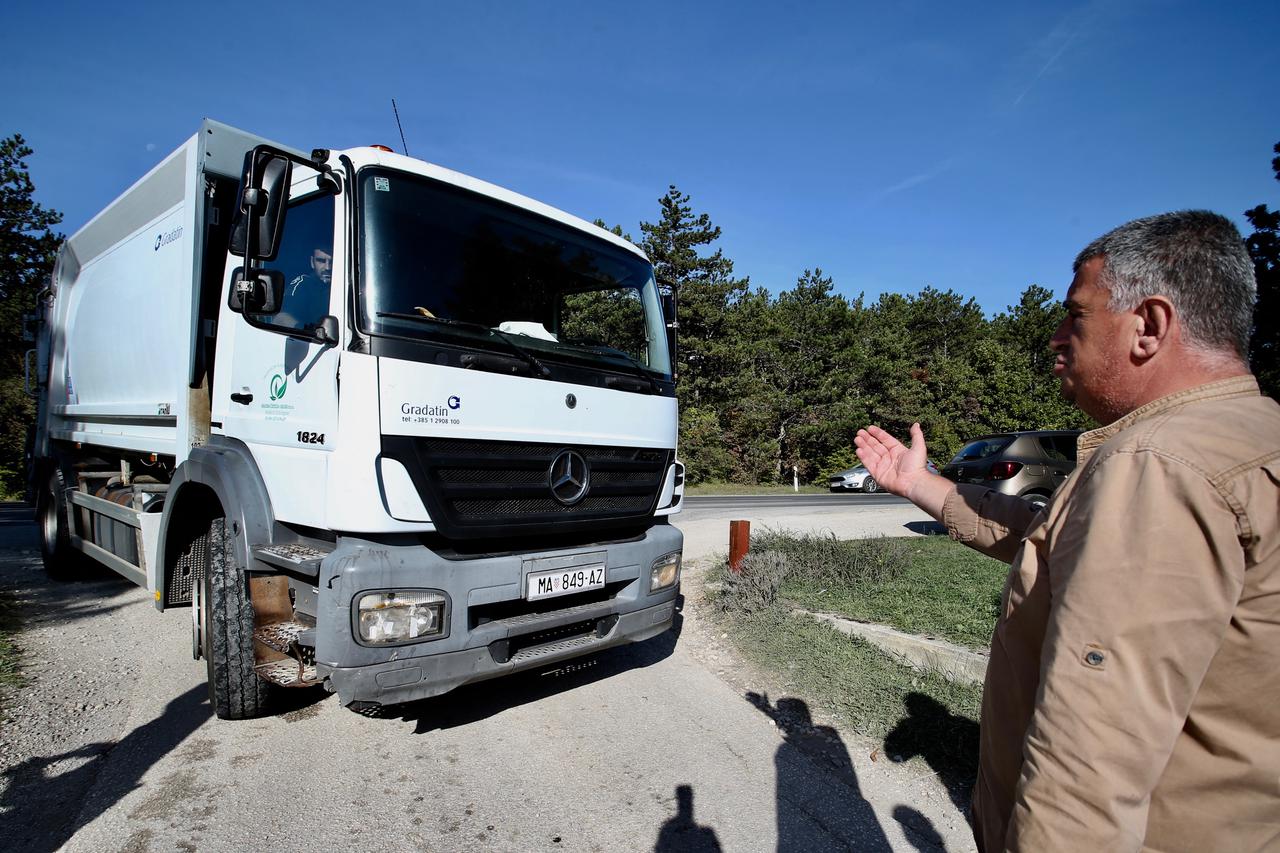 Miro Bulj spriječio je drugi pokušaj iskrcaja vrgoračkog otpada na odlagalište Mojanka u Sinju