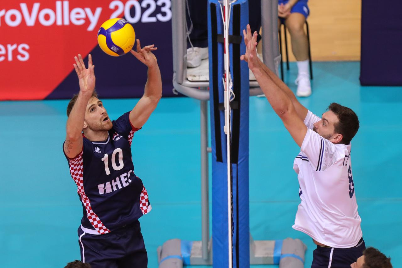 Osijek: Kvalifikacijska utakmica za Europsko prvenstvo u odbojci, Hrvatska - Grčka