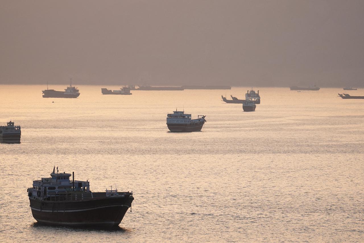 Ships and boats in the Strait of Hormuz, Musandam