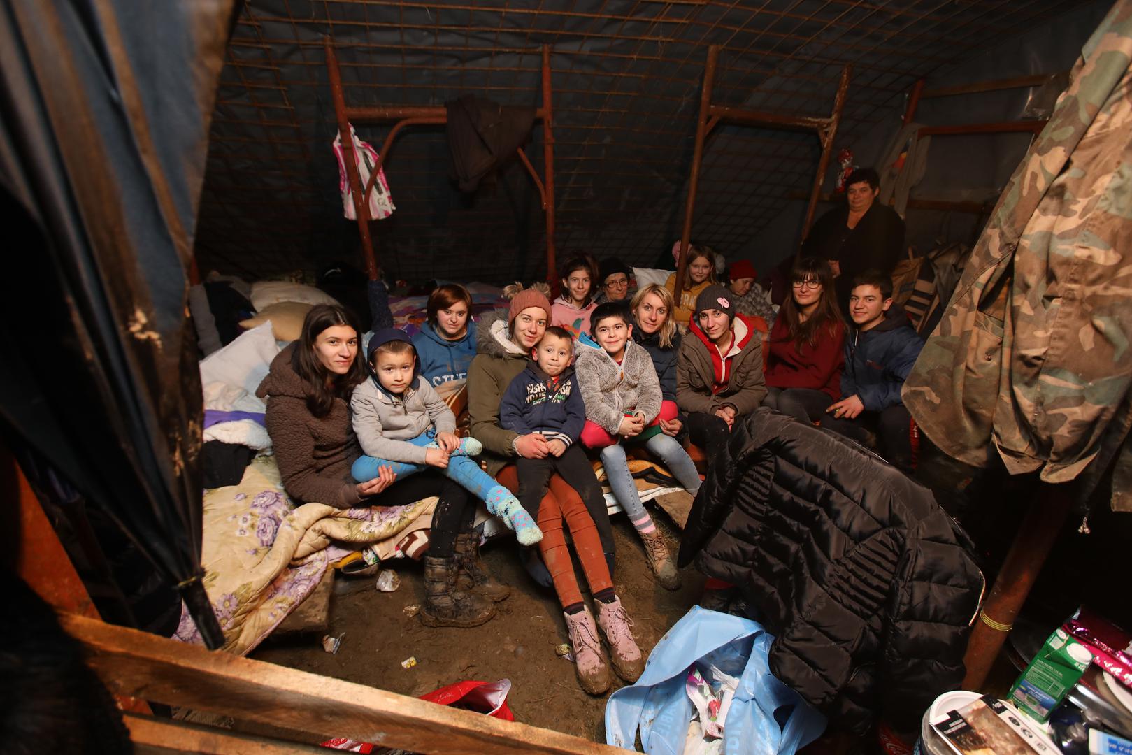 31.12.2020. Glina- Ispracaj 2020.godine u podrucju stradalom u potresu. Selo Strasnik.Photo: Boris Scitar/Vecernji list/PIXSELL