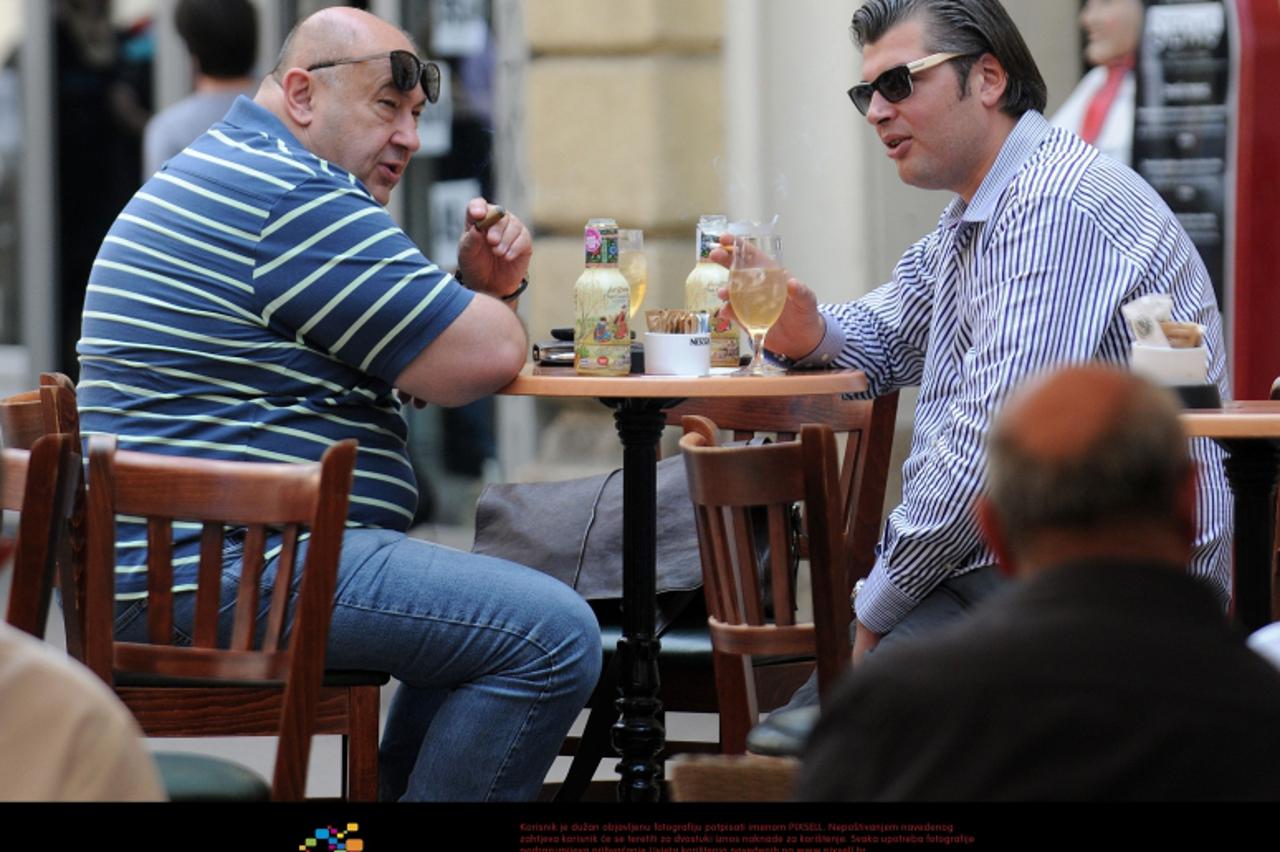 '07.06.2010., Zagreb, Hrvatska - Odvjetnik Cedo Prodanovic i Josip Protega, bivsi predsjednik Uprave Hrvatske postanske banke na picu u Buldogu. Photo: Anto Magzan/PIXSELL'