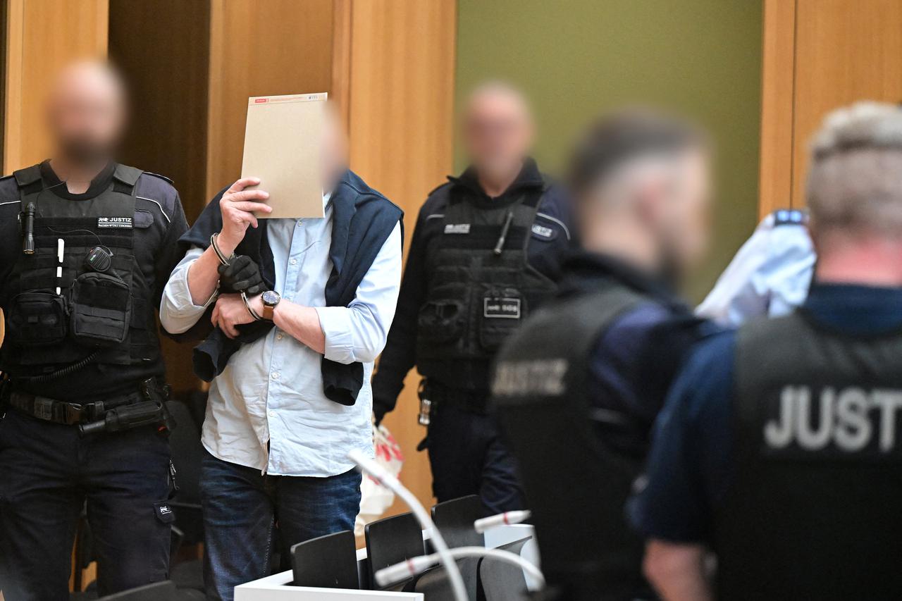 Germany's 'Reichsbuerger' coup suspects go on trial