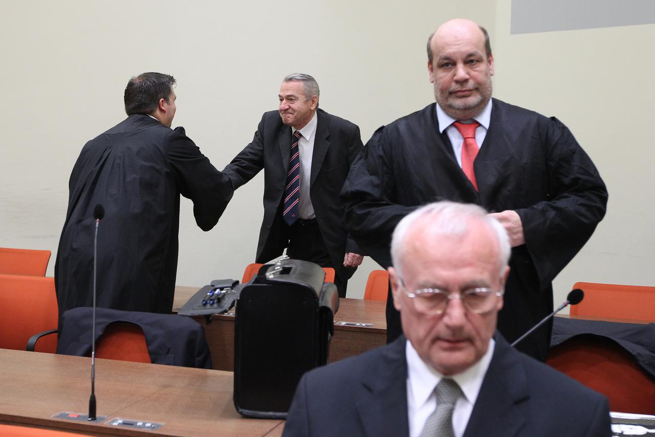 20.10.2014., Muenchen, Njemacka - Nastavak sudjenja Josipu Perkovicu i Zdravku Mustacu za ubojstvo Stjepana Djurekovica 1983. u Njemackoj. Zdravko Mustac.  Photo: Boris Scitar/Vecernji list