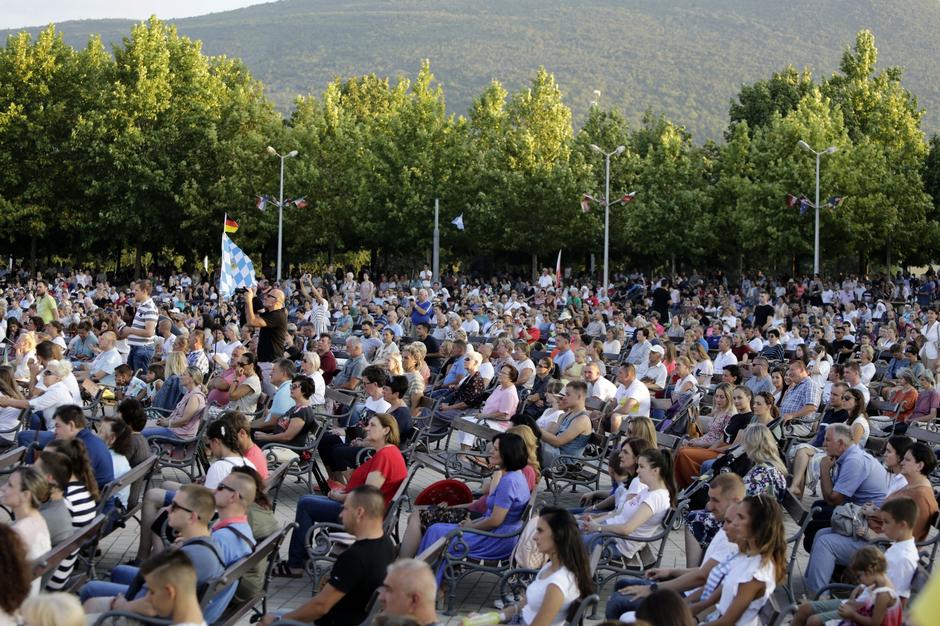 Međugorje: Usprkos koronavirusu Međunarodni festival mladih "Mladifest 2020" okupio je tisuće mladih katolika