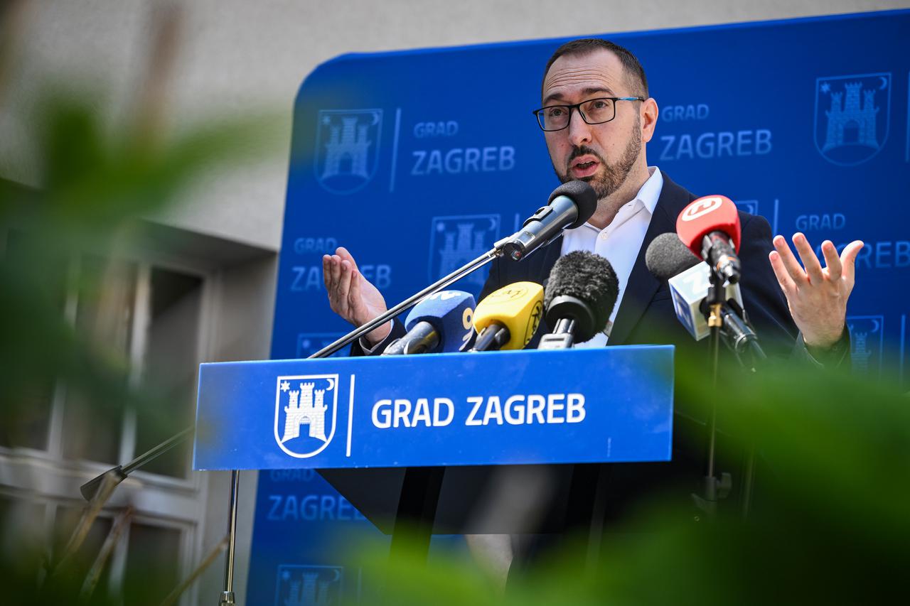 Zagreb: Gradonačelnik Tomašević predstavio novosti o projektu ozelenjivanja gradskih dvorišta