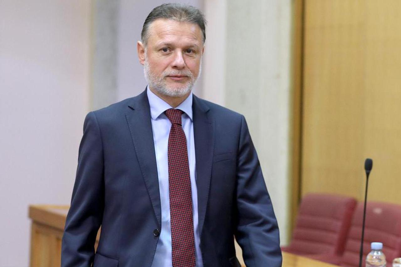 Zagreb: Započela izvanredna sjednica Sabora