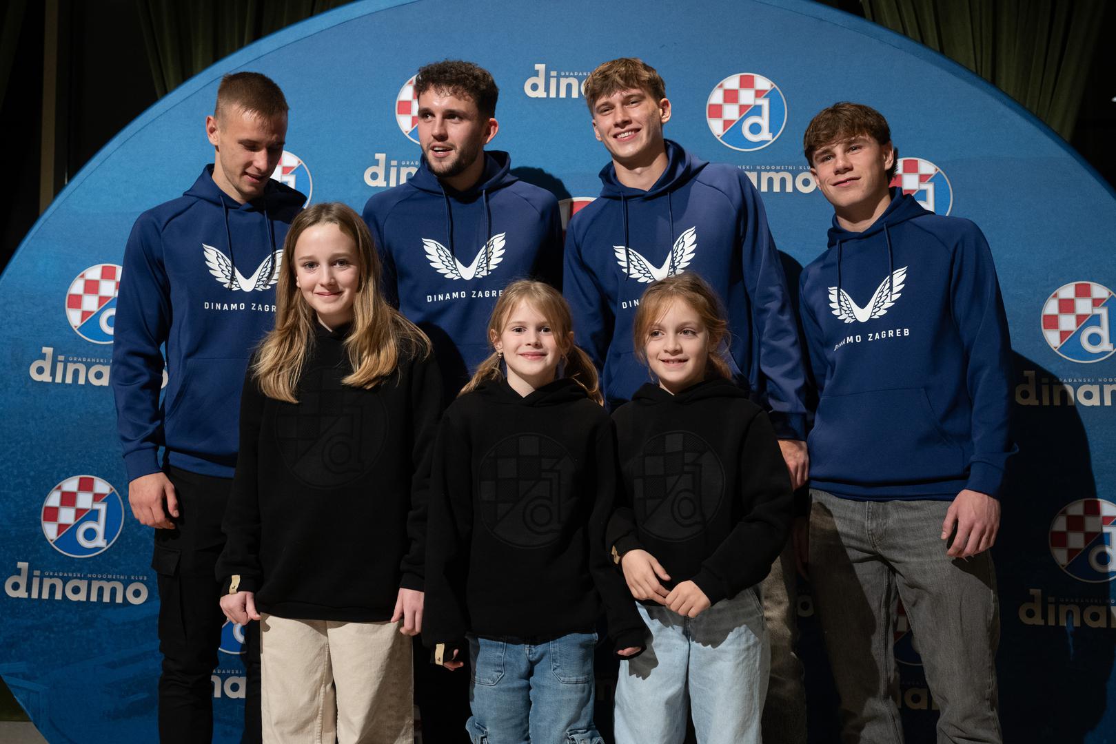 Dinamova zaklada "Nema predaje" organizirala je posebni božićni dječji koncert u maloj koncertnoj dvorani Vatroslava Lisinskog