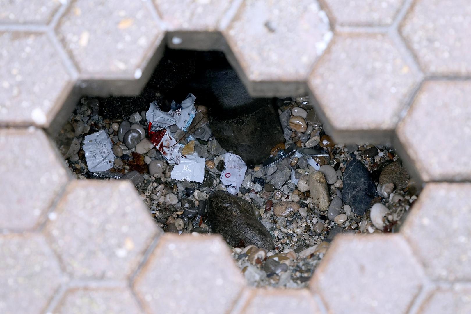 Nedostaje šest kocki, a nije poznato kako je došlo do oštećenja. 