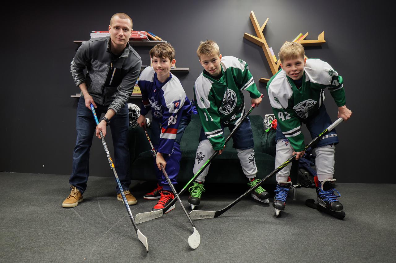 Zagreb: Članovi KHL-a Zagreb gostovali u Večernjem listu