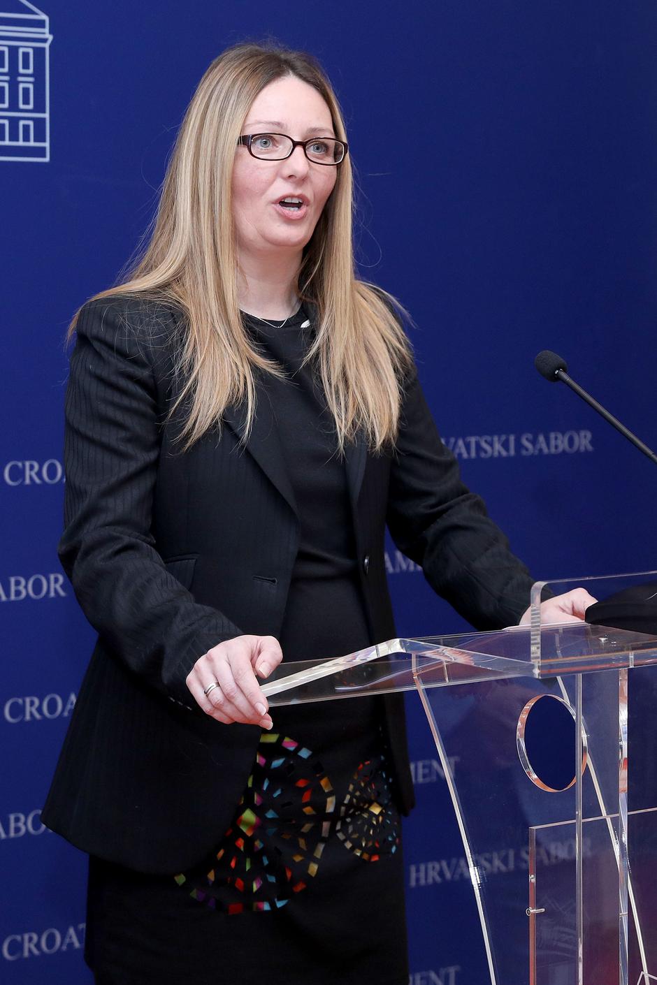 Zagreb: Zastupnici Živog zida i SNAGA-e o medicinski potpomognutoj oplodnji