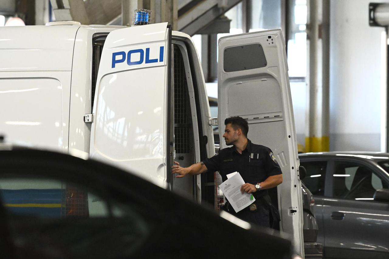 Zagreb: Počela ispitivanja privedenih u novoj akciji USKOK-a